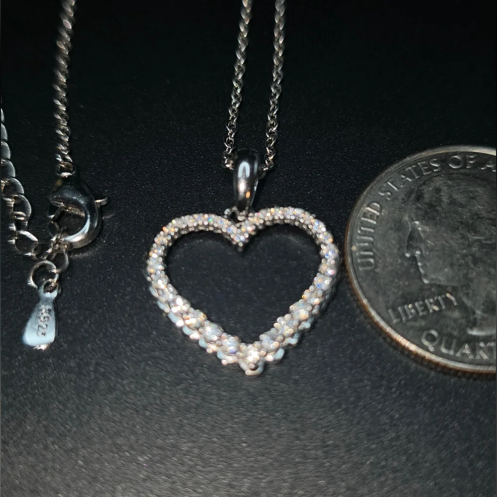 ✨ Moissanite Outline Heart Pendant – S925 Sterling Silver ✨
